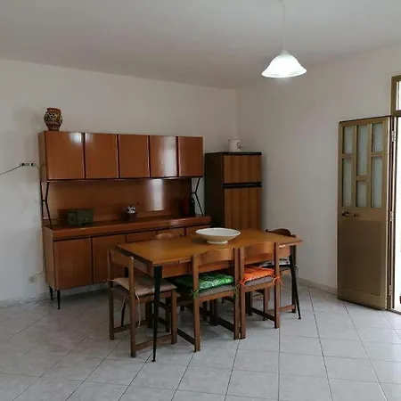 Casa Spaziosa E Deliziosa 아파트 *